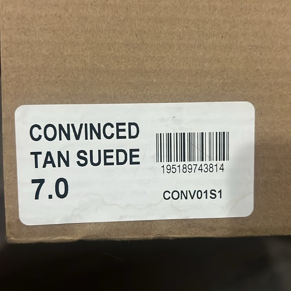 Brand new Steve Madden tan suede size 7 boots. - Picture 3 of 3